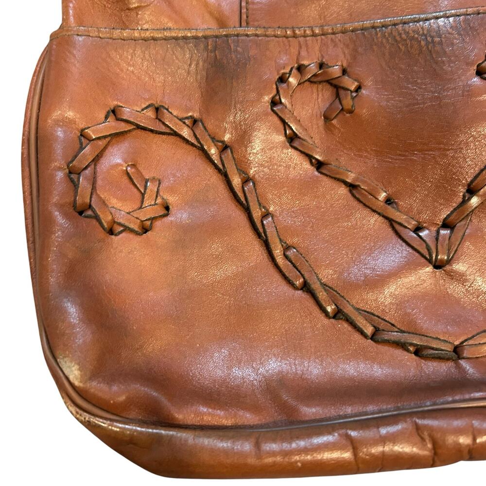 Vintage 80s Cognac Leather Hobo Shoulder Bag Whipstitch Heart Embroidery - Picture 12 of 16